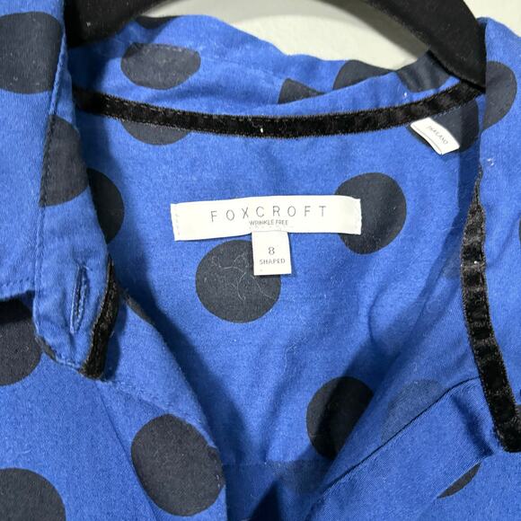 Foxcroft Women's Blue Large Polka Dot Button Up Shirt - Size 8 - Preppy Twee Top - Picture 4 of 6